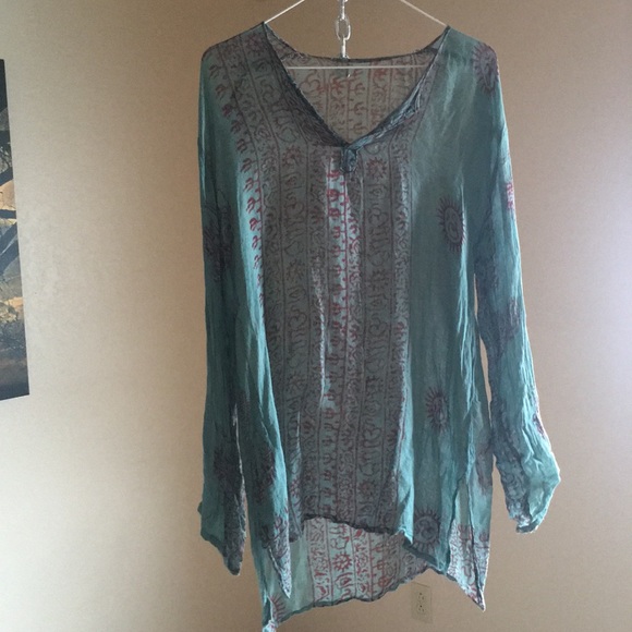 Boho top - Picture 1 of 2